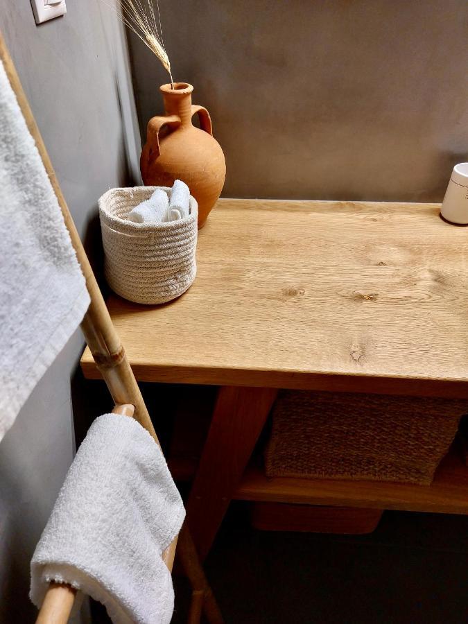 Christina-Anna Athens City Center Walking Distance To Everywhere And Acropolis, In One Of The Most Favorable Locations By National Gardens And Zoo, Hellenic Parliament In Syntagma And Stylish Exquisite Kolonaki Cozy Renovated Apartment Dış mekan fotoğraf