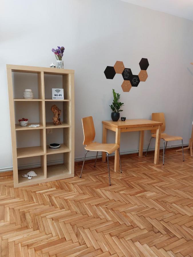 Christina-Anna Athens City Center Walking Distance To Everywhere And Acropolis, In One Of The Most Favorable Locations By National Gardens And Zoo, Hellenic Parliament In Syntagma And Stylish Exquisite Kolonaki Cozy Renovated Apartment Dış mekan fotoğraf
